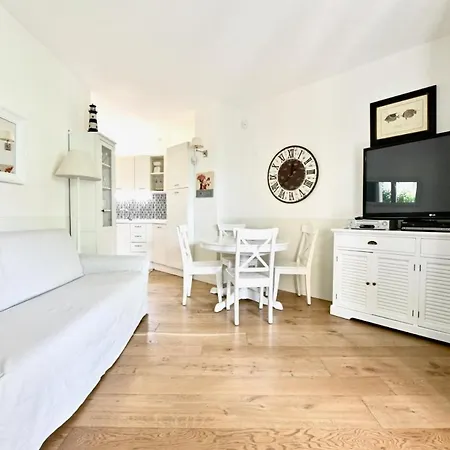 Cascina Del Mar Apartment