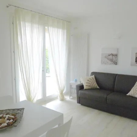 Cascina Del Mar شقة ليدو دي يسولو