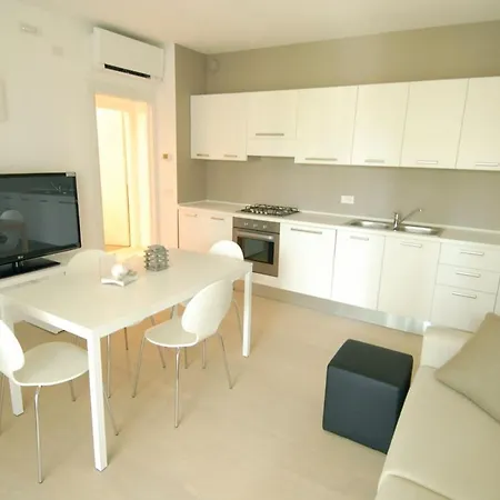 Cascina Del Mar شقة ليدو دي يسولو