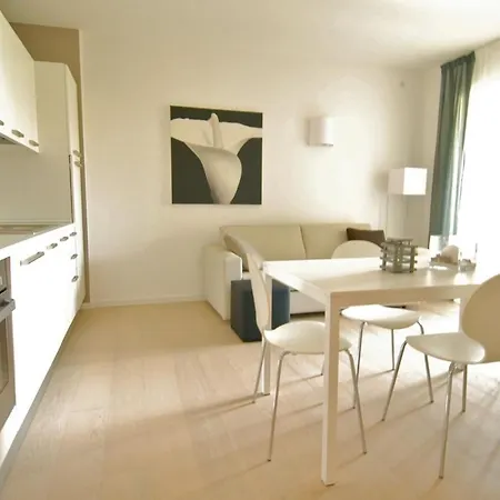 Cascina Del Mar شقة ليدو دي يسولو