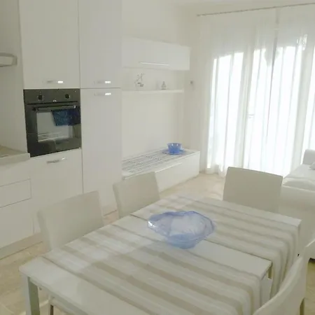 Cascina Del Mar شقة ليدو دي يسولو